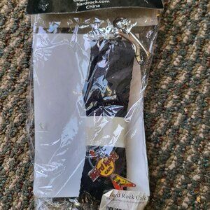 Hard Rock Cafe START ME UP Pin Lanyard and Guitar Pin Pinheads Pin Collector T1